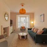 Nyaraló Sea Rocket - Location, Family Friendly Whitby