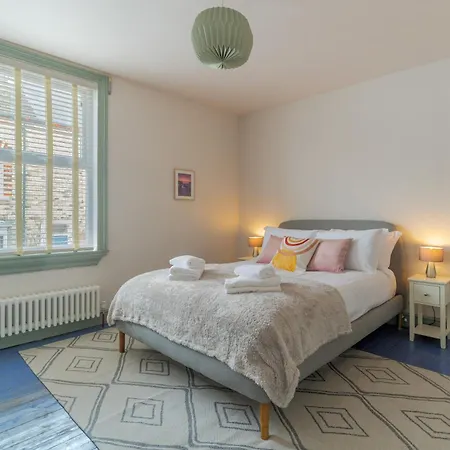 Sea Rocket - Location, Family Friendly *