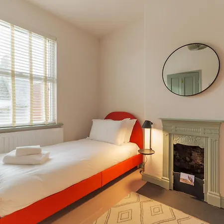 Sea Rocket - Location, Family Friendly * Уитби